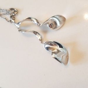 Tiffany & Co.  Gehry double orchid drop necklace